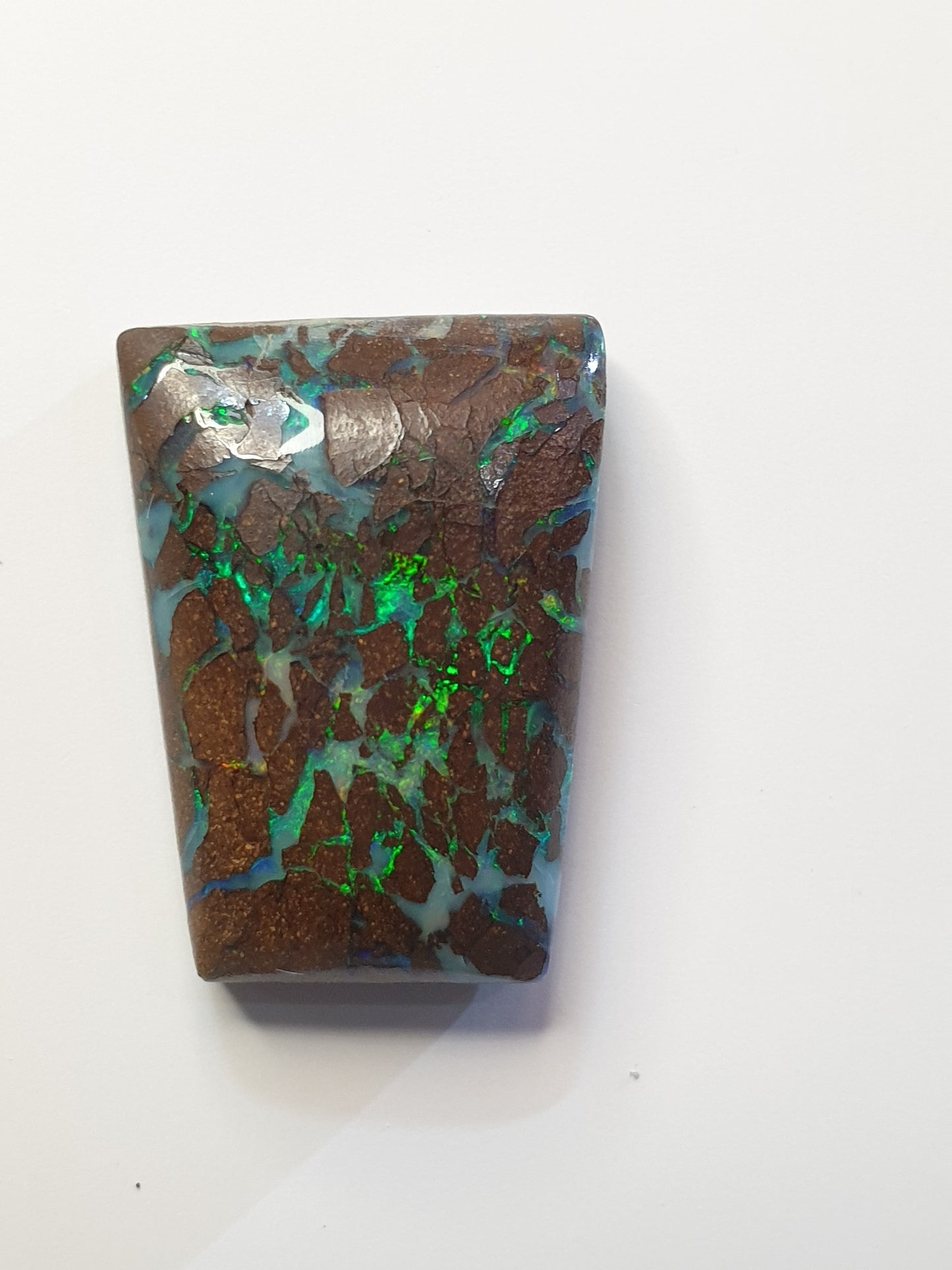 15ct Australian boulder opal matrix cabochon (Opalton)