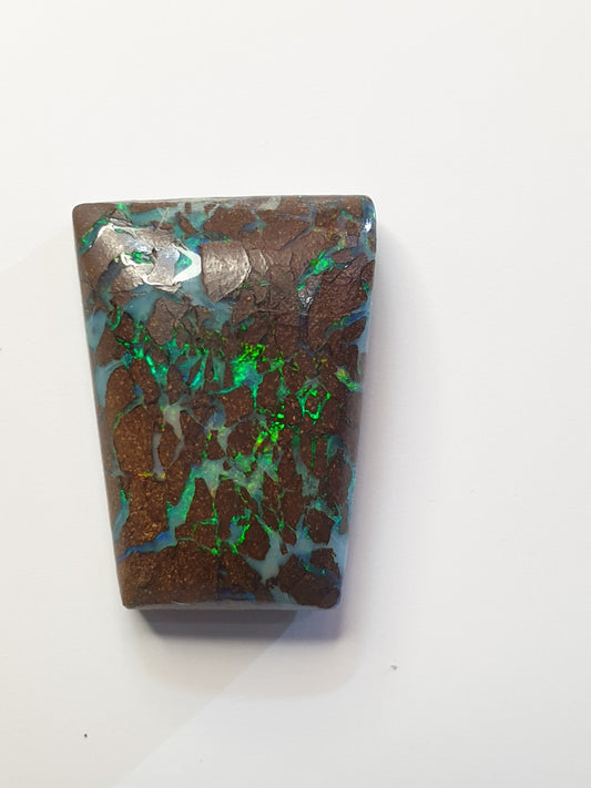 15ct Australian boulder opal matrix cabochon (Opalton)