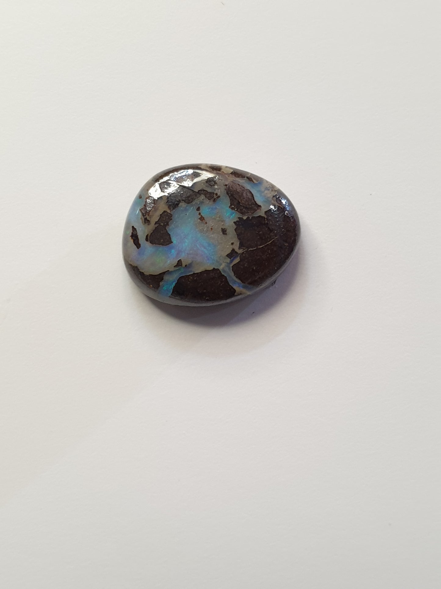 4ct Australian boulder opal matrix cabochon (Opalton)