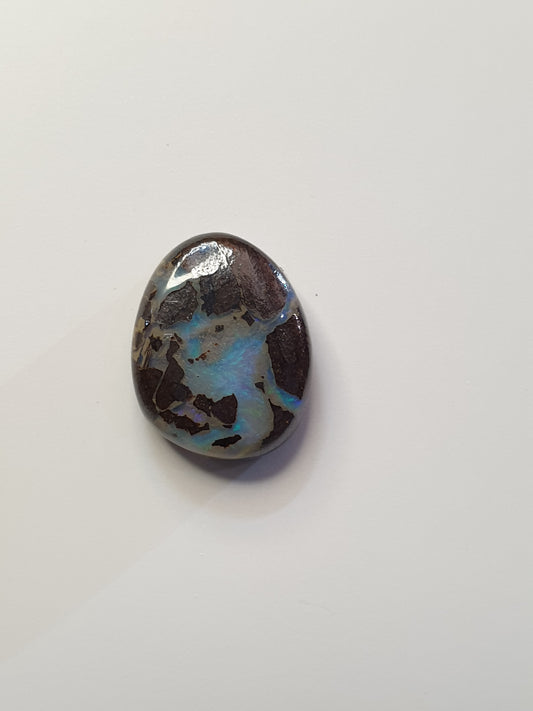 4ct Australian boulder opal matrix cabochon (Opalton)