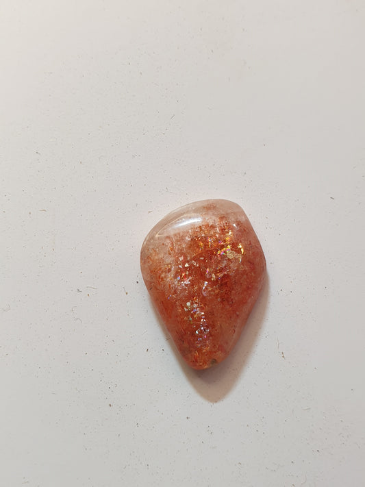 10ct Tanzanian sunstone cabochon (stabilised)