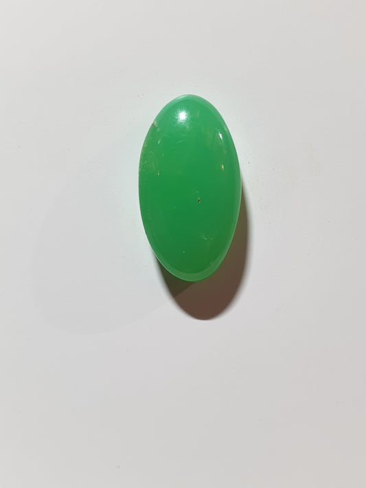 8ct Marlborough Chrysoprase cabochon