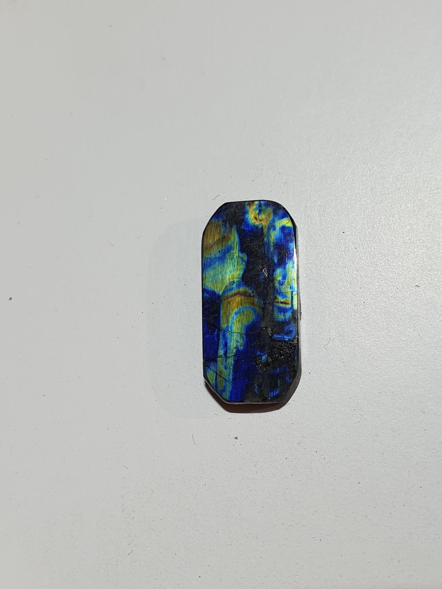5ct Finnish Spectrolite cabochon