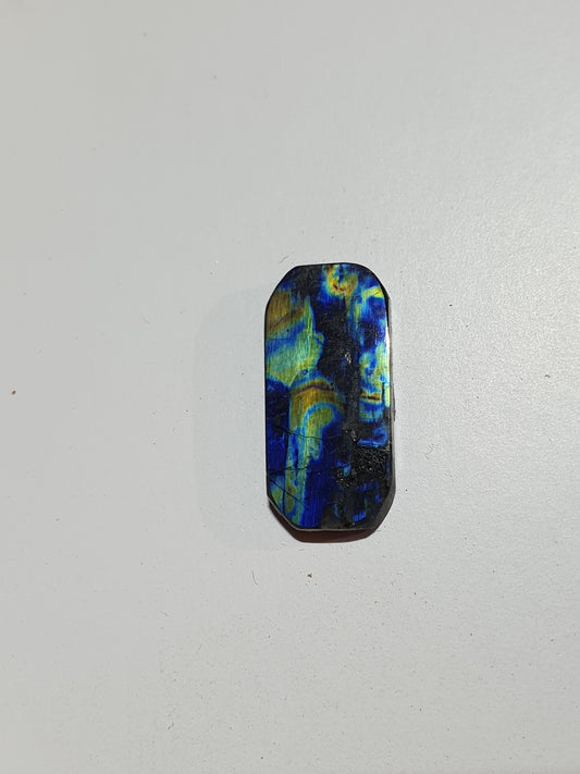 5ct Finnish Spectrolite cabochon