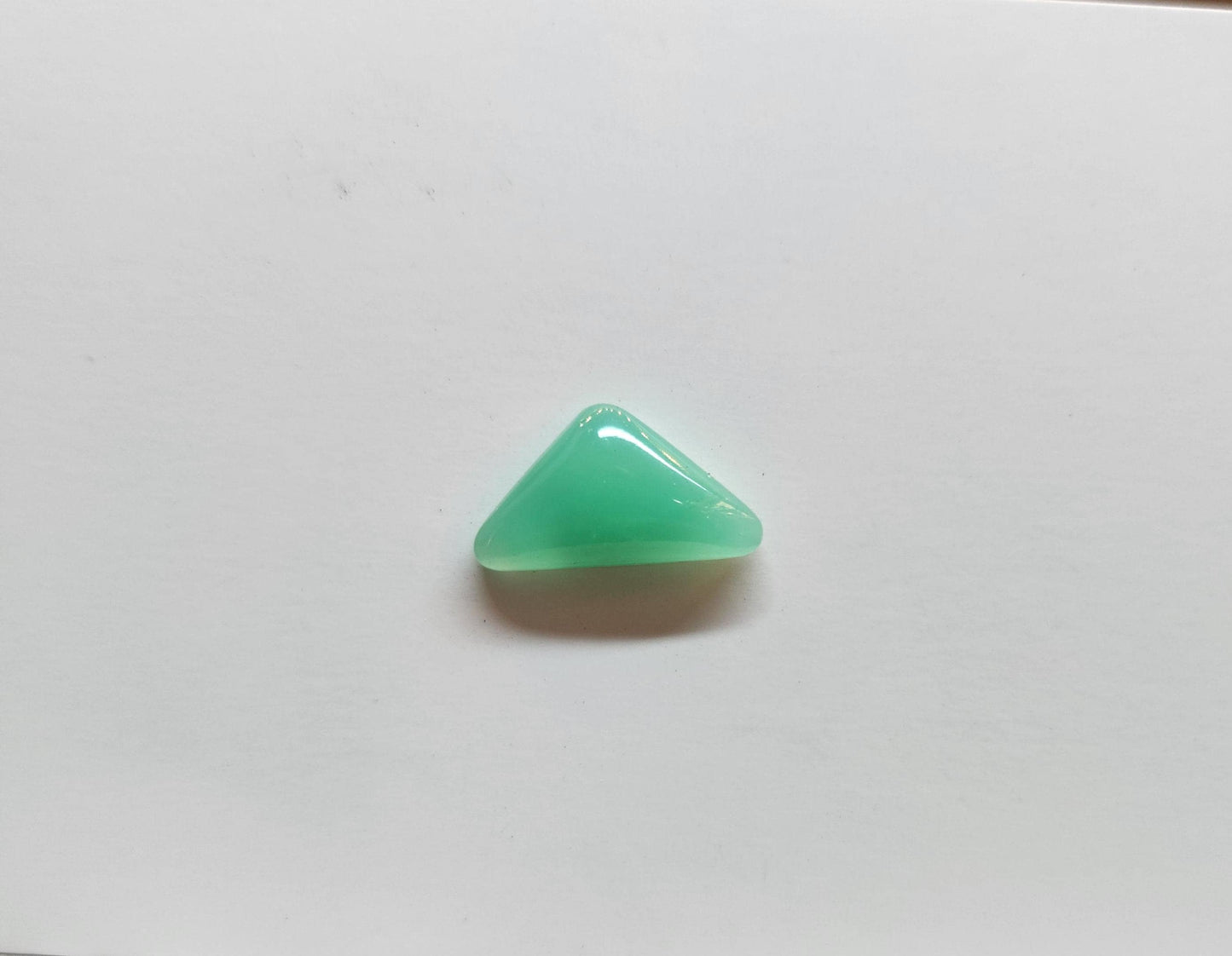 4.5ct Marlborough Chrysoprase cabochon