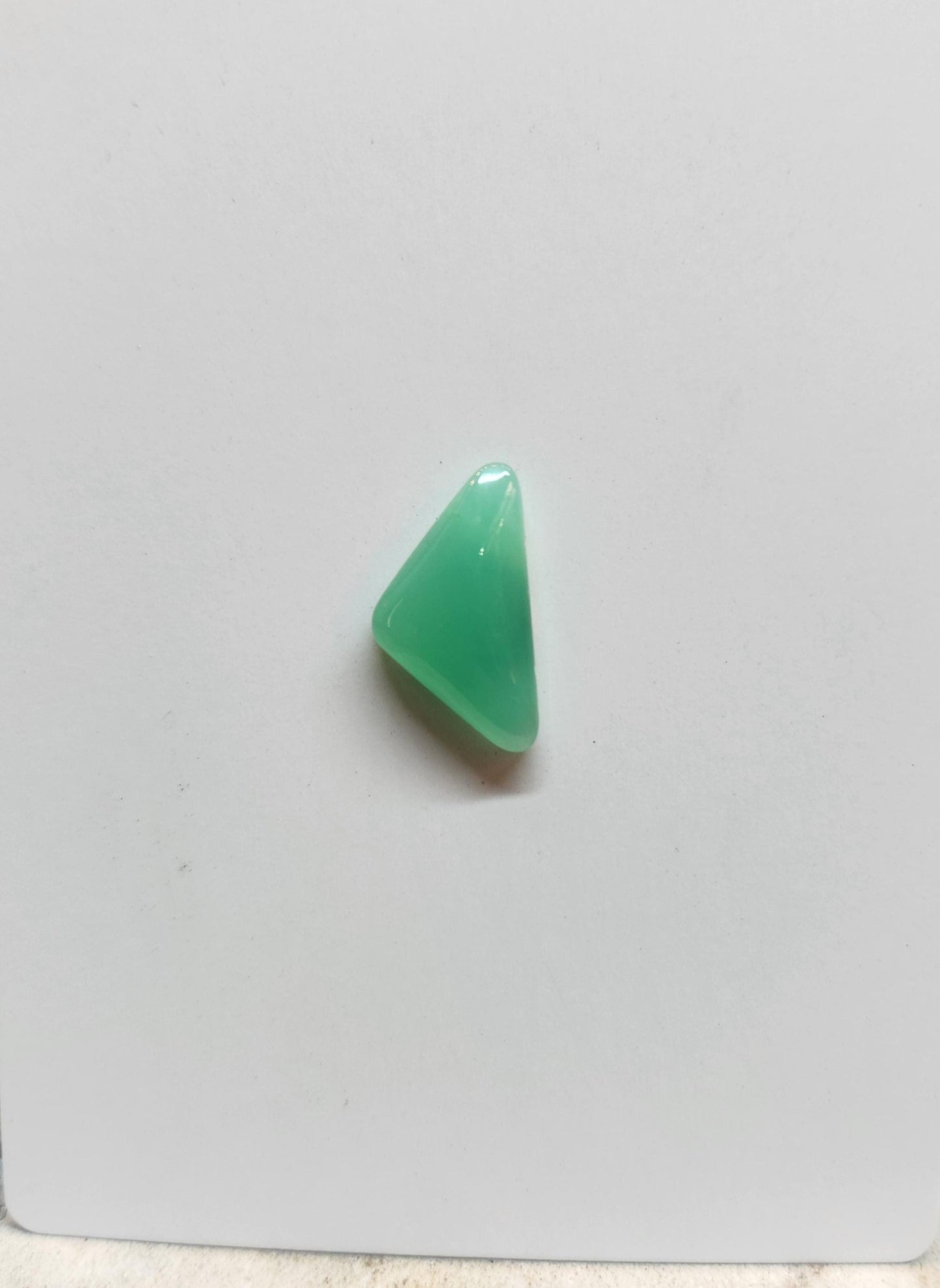 4.5ct Marlborough Chrysoprase cabochon