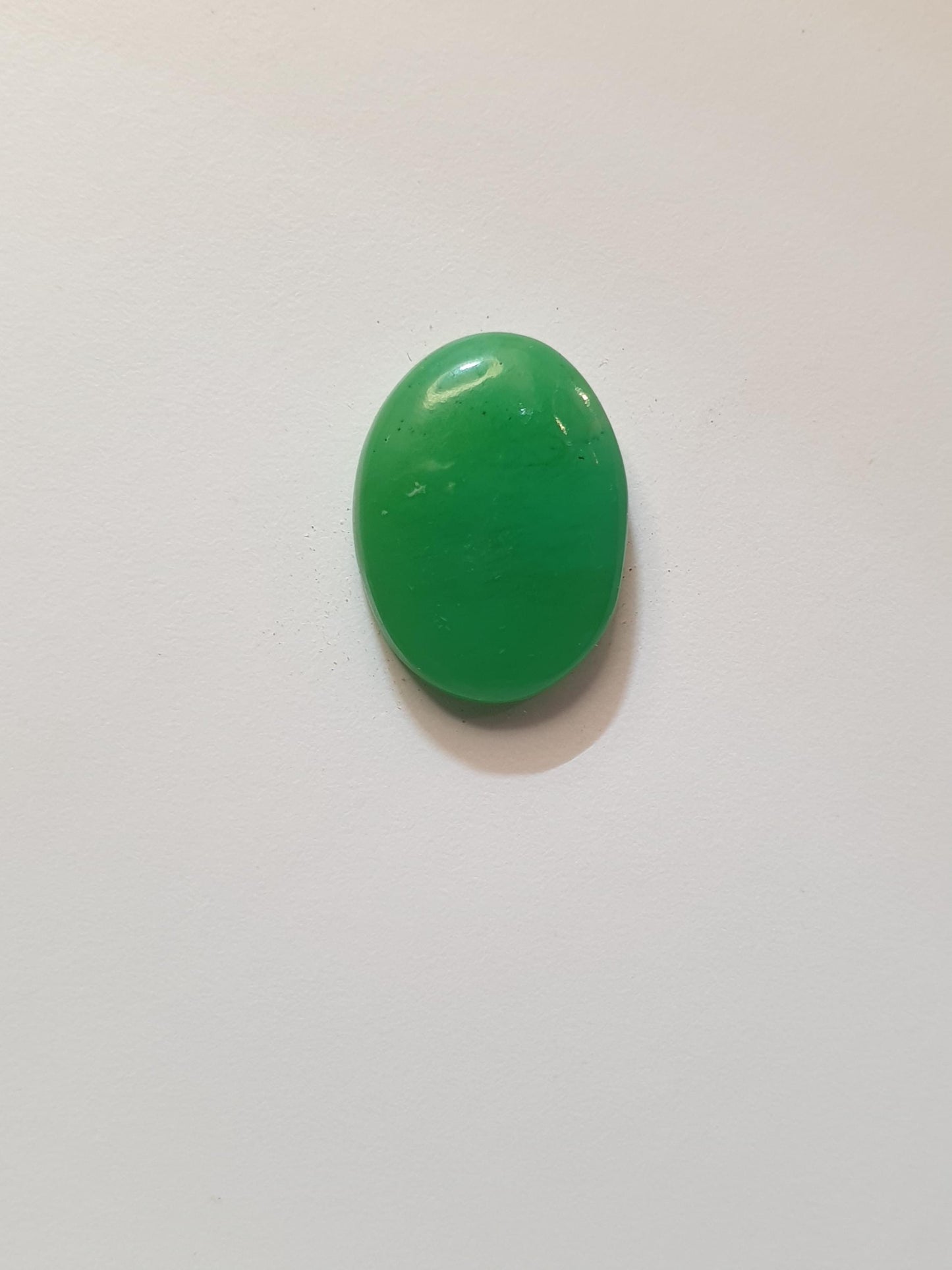 7ct Marlborough Chrysoprase cabochon