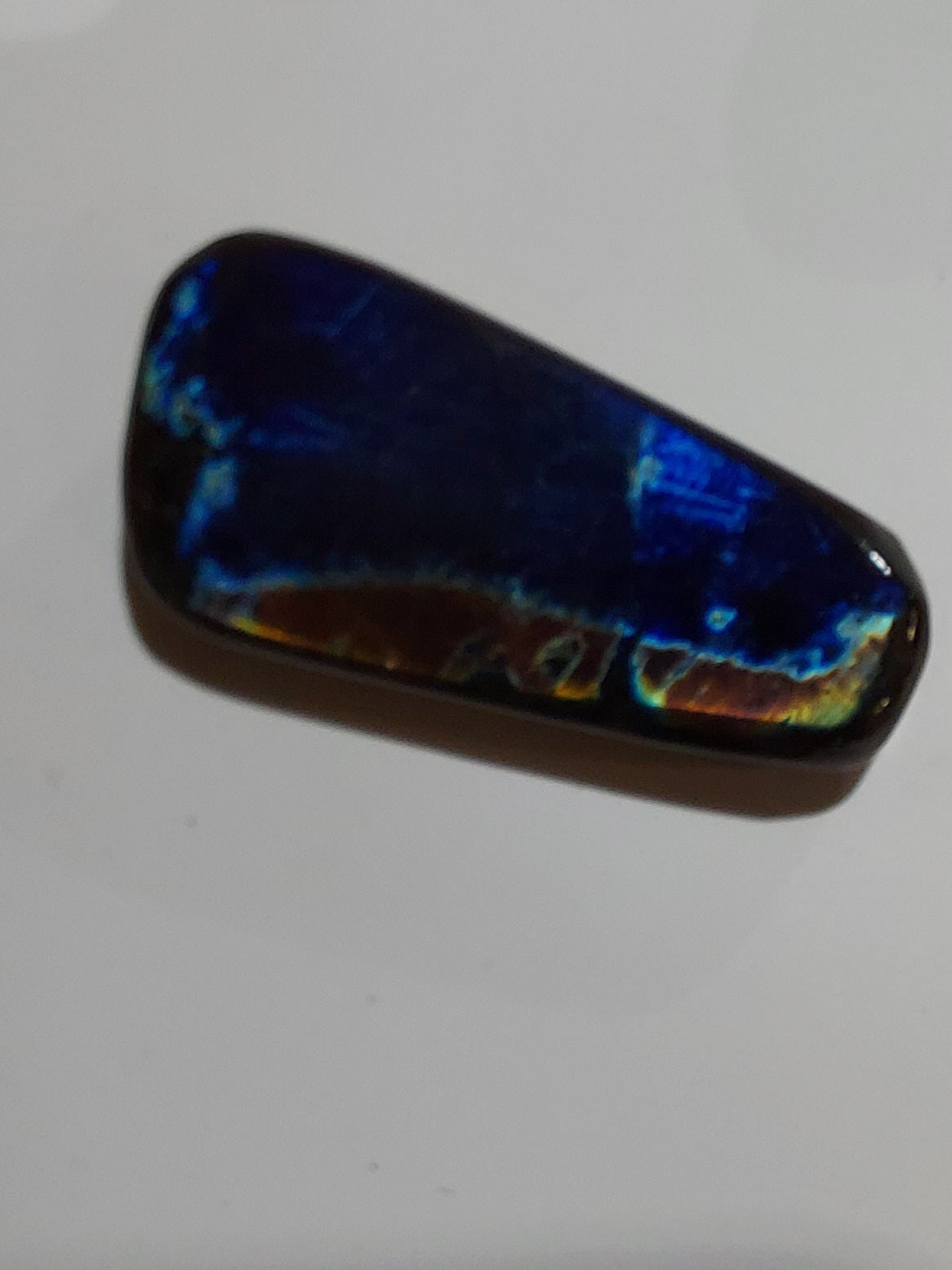 18ct Finnish spectrolite cabochon - Brighton Gemstones